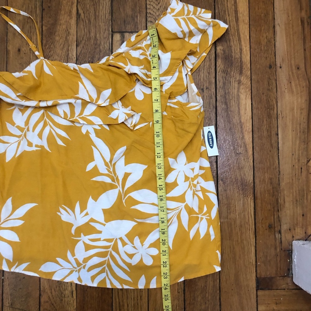NWT Old Navy Mustard Floral One-Shoulder Ruffle Top size large - Picture 13 of 13